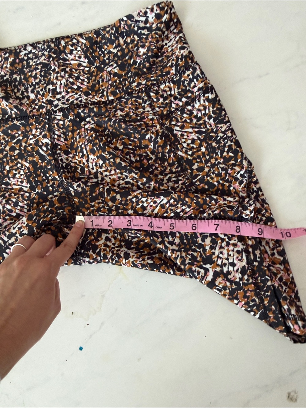 Old Navy Black, Brown & Cream Printed High-Rise Bike Shorts - Picture 10 of 10